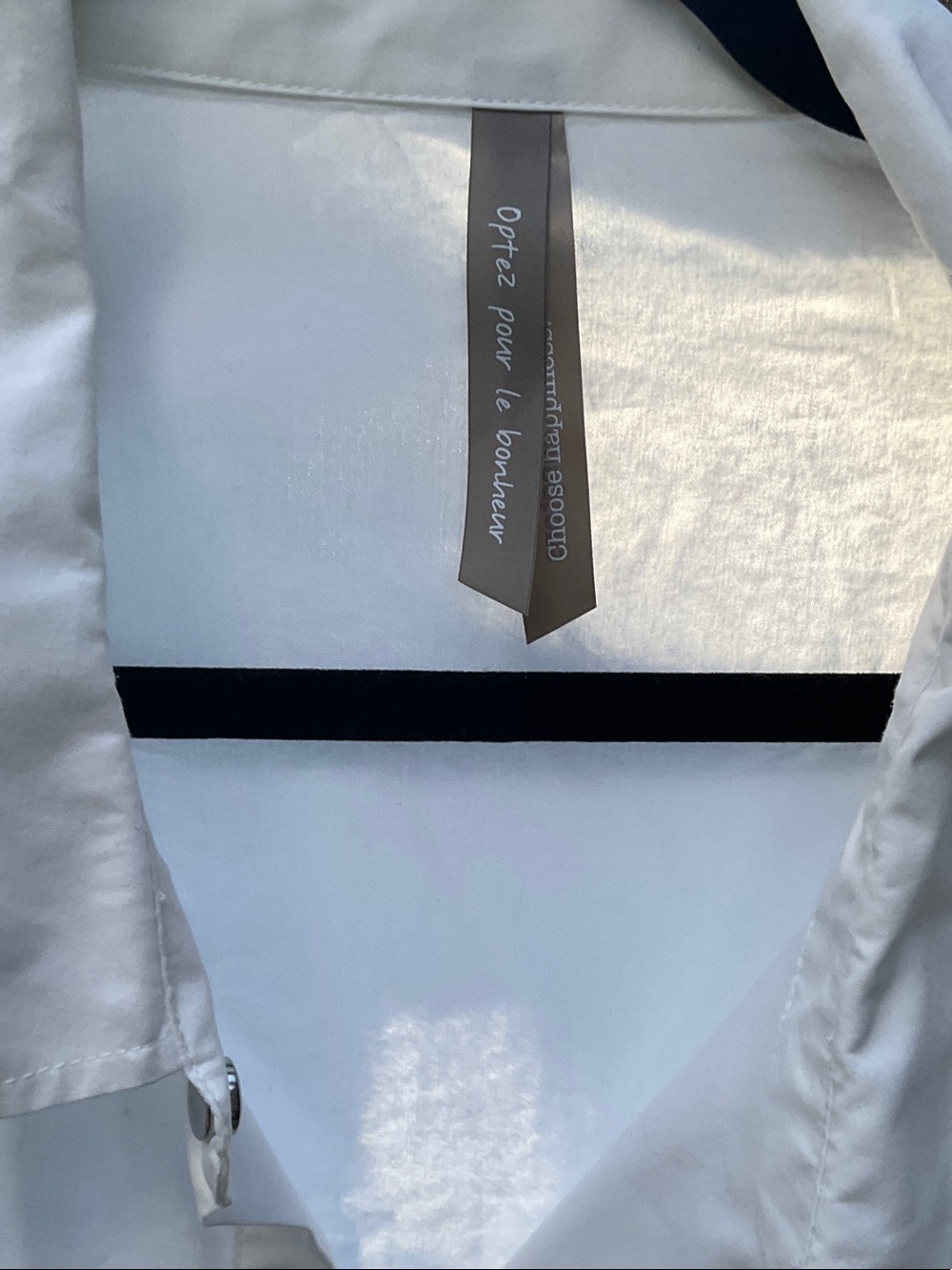 Penningtons White Long-Sleeve Tunic Button-Up - Picture 2 of 8